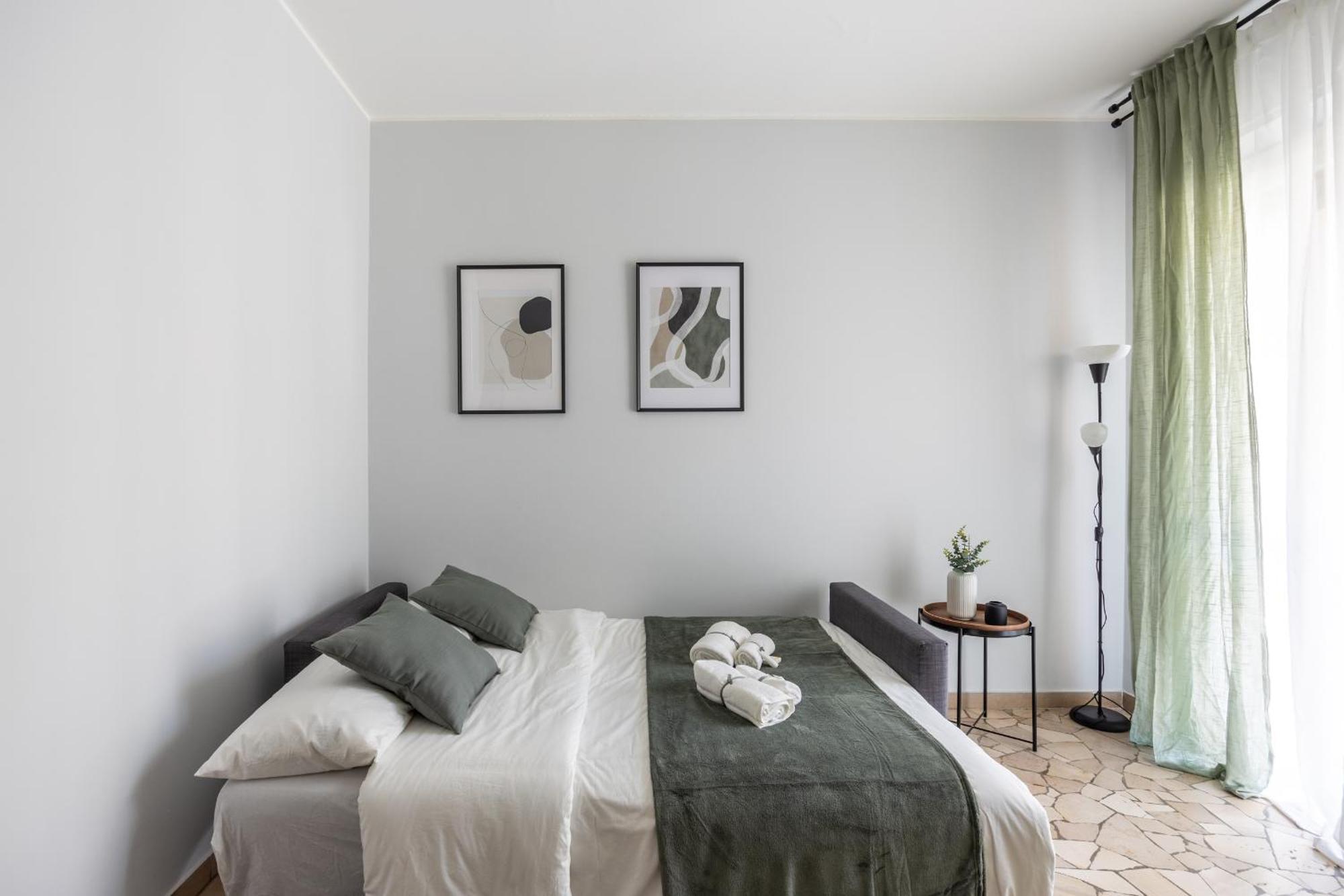 8 Min Dalla Metro Casa Elegante Con Netflix E Wifi Milano Eksteriør billede