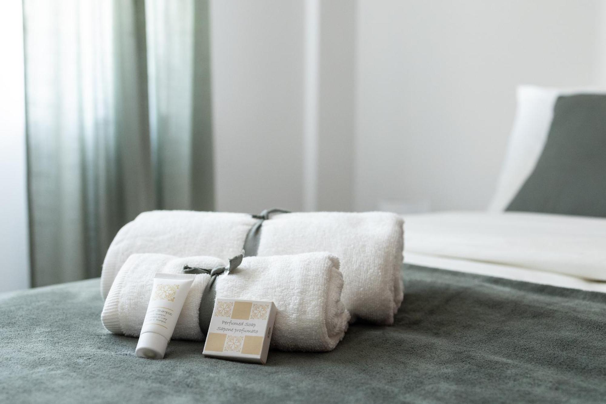 8 Min Dalla Metro Casa Elegante Con Netflix E Wifi Milano Eksteriør billede