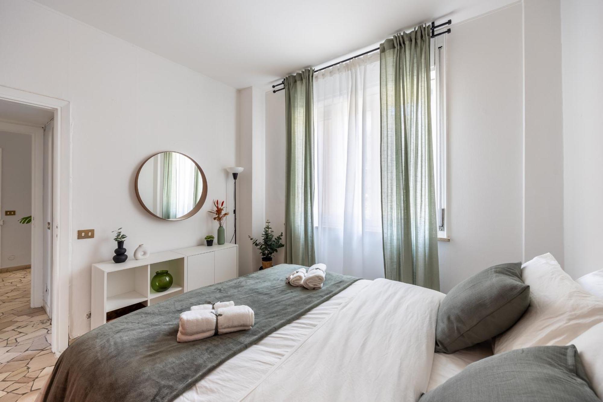 8 Min Dalla Metro Casa Elegante Con Netflix E Wifi Milano Eksteriør billede