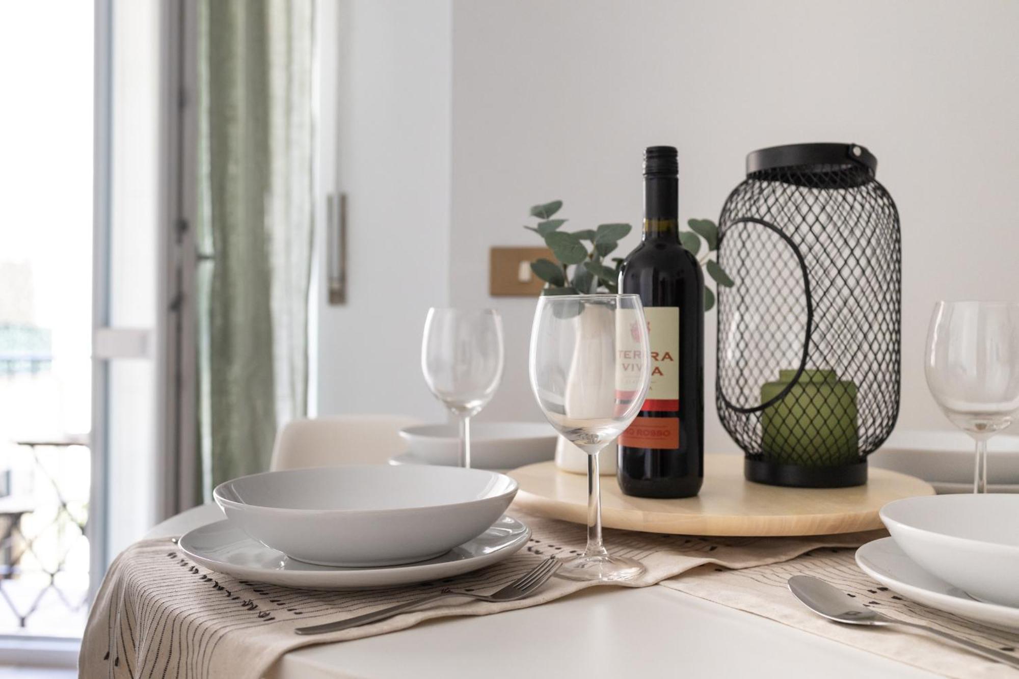 8 Min Dalla Metro Casa Elegante Con Netflix E Wifi Milano Eksteriør billede