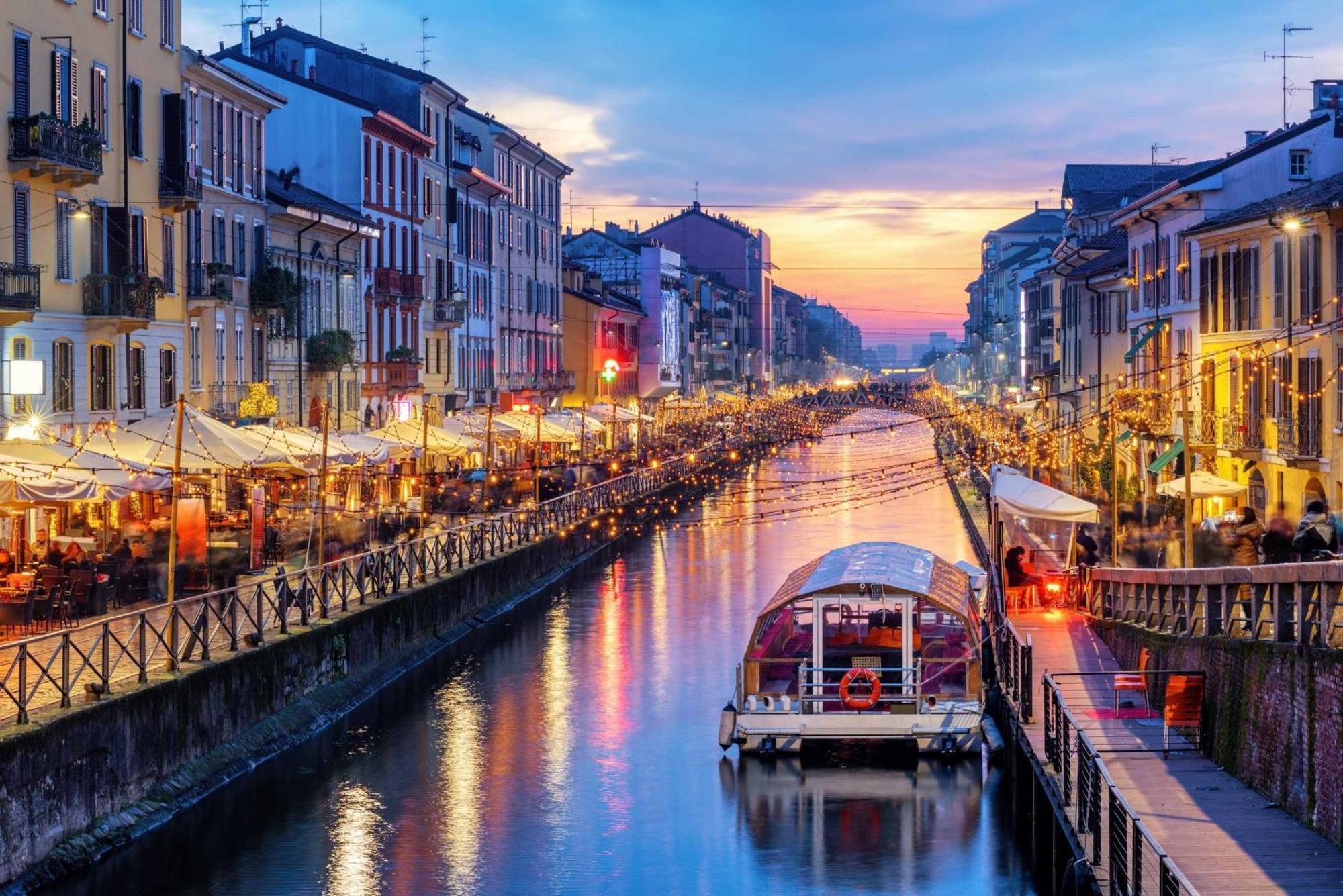 8 Min Dalla Metro Casa Elegante Con Netflix E Wifi Milano Eksteriør billede